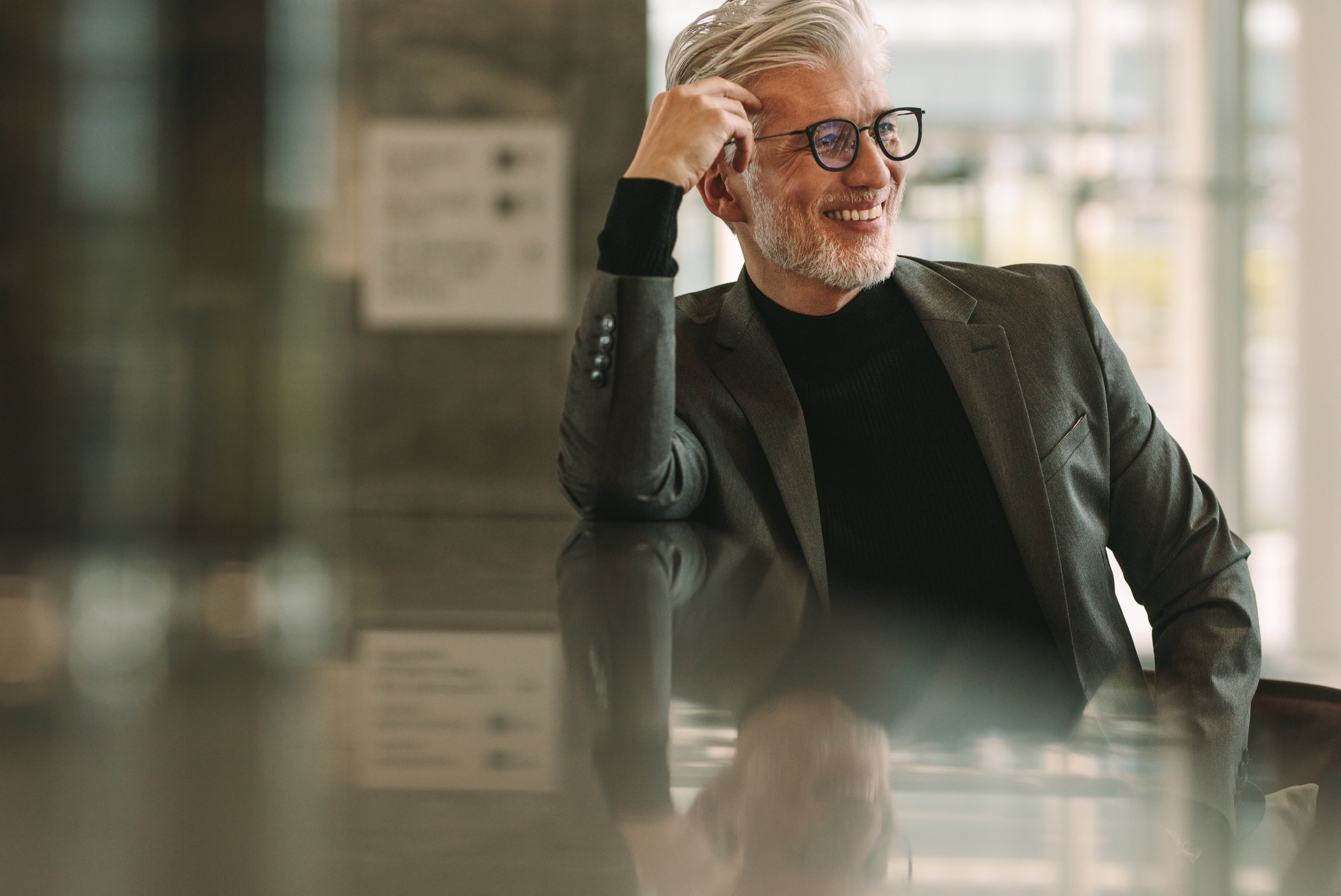 Senior business man relaxing at cafe